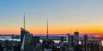 The Impact of 5G Technology on US Industries: Opportunities and Challenges - Cover Image