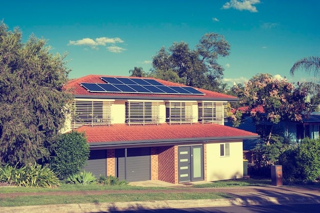 What are the Latest Federal Incentives for Solar Panels on US Homes in 2025?